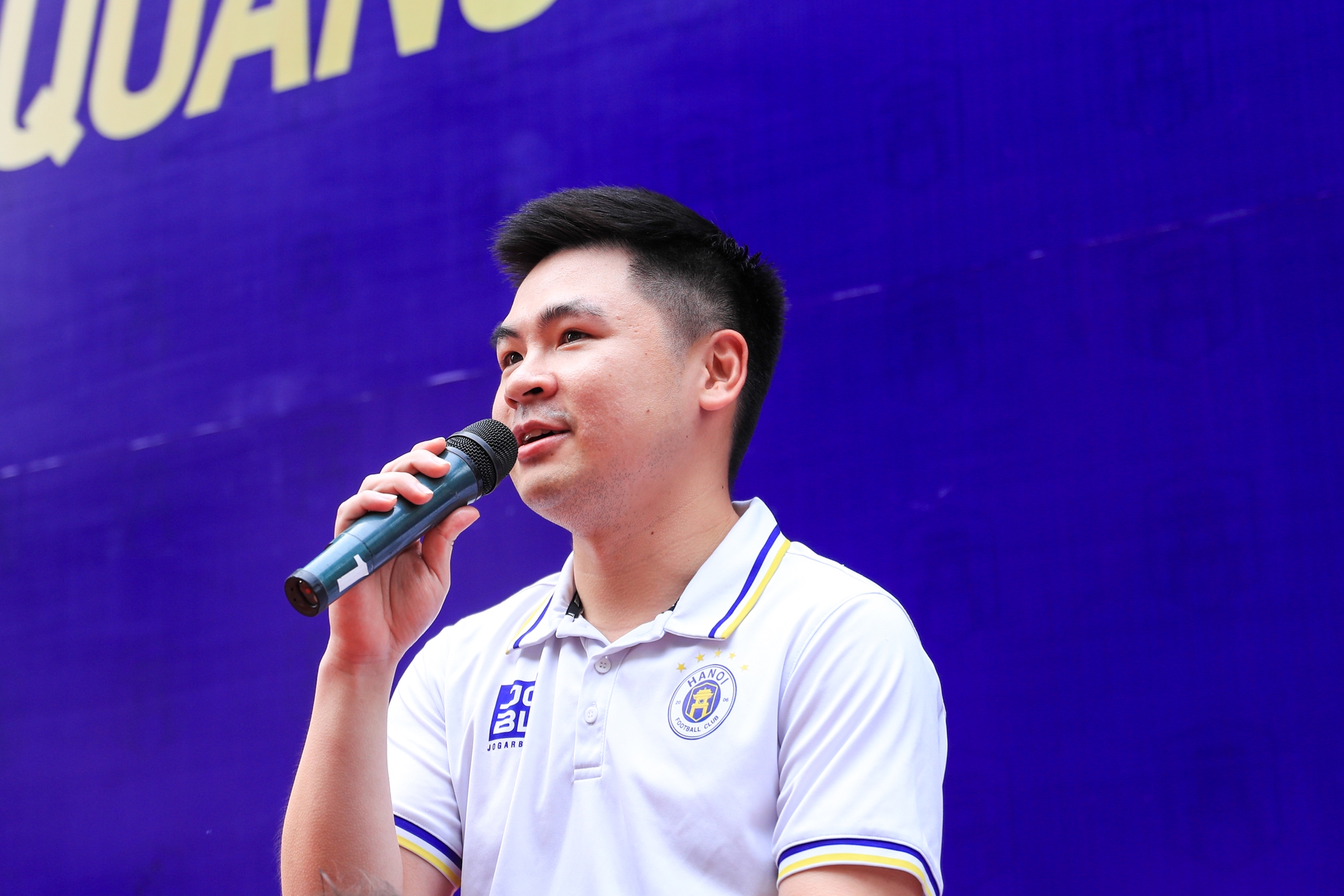lanh-dao-ha-noi-fc-mong-san-my-dinh-toi-nay-dong-cdv-nhu-show-cua-black-pink