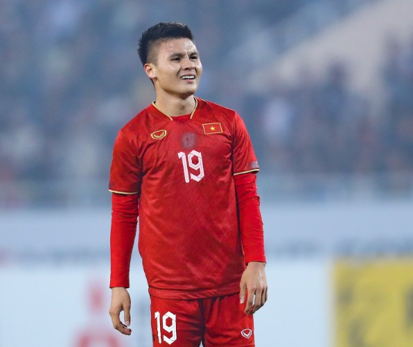 bao-anh-tin-quang-hai-se-loi-hai-hon-xua-duoi-thoi-hlv-troussier