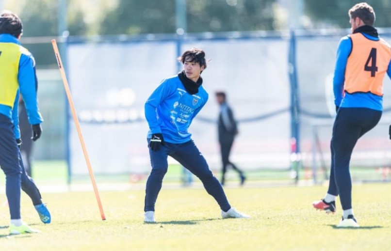 cong-phuong-nhan-tin-vui-tu-yokohama-fc-co-hoi-lon-tro-lai-dt-viet-nam